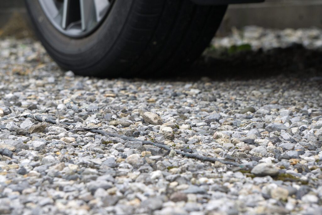砕石の駐車場